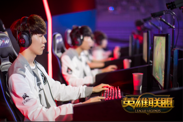 JackeyLove关键时刻战术调整，SKT助力球队获胜！的简单介绍